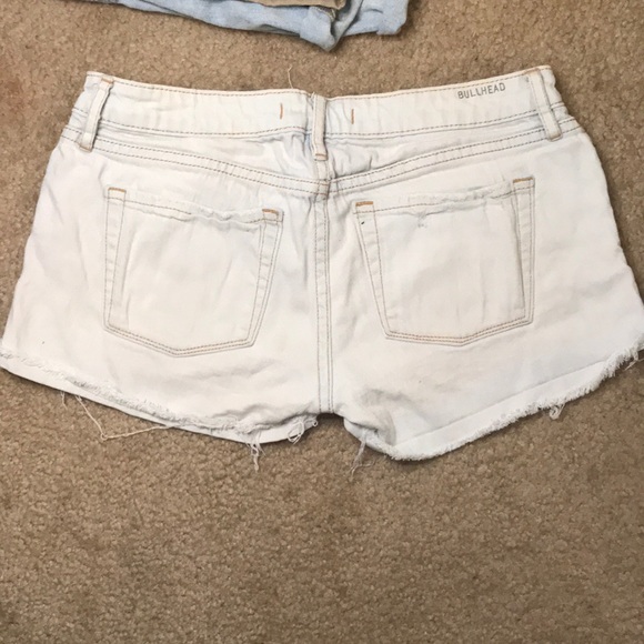 Bullhead Jean shorts - Picture 2 of 2